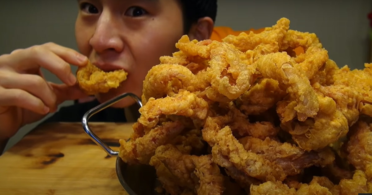 Mukbang วัฒนธรรมการกินถ่ายทอดสดฉบับเกาหลี ที่ใช้เสียงเคี้ยวสร้างสุข