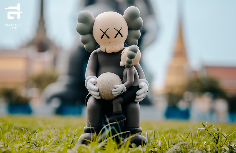 KAWS