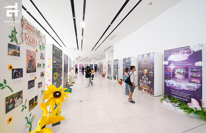 Grad & Glow Arts Thesis