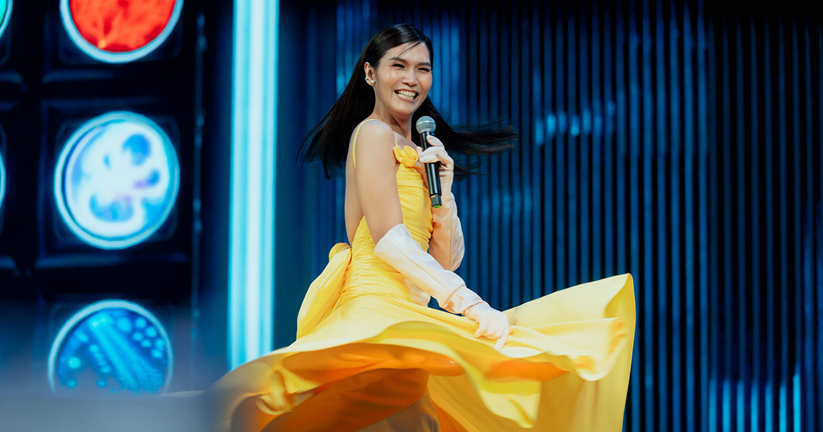 ชินนี่ พิมพ์ลภัส ดาราช่อง Farose และนักวิทย์ผู้อินกับเชื้อจุลินทรีย์ เกลียวคู่ พอๆ กับชื่นชอบละครไทยและรองเท้าดิออร์