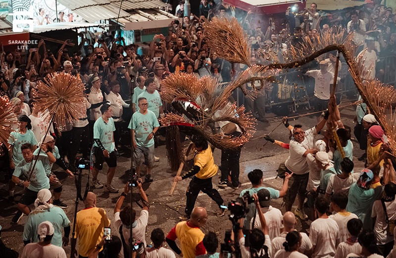 Tai Hang Fire Dragon Dance